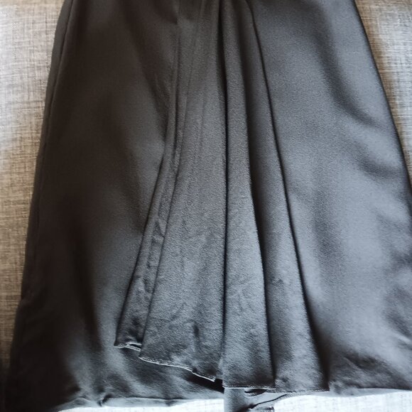 Vintage 1960s Little Black Dress The House of Nu-Mode Toronto Cut Out Back Bow - Picture 8 of 10